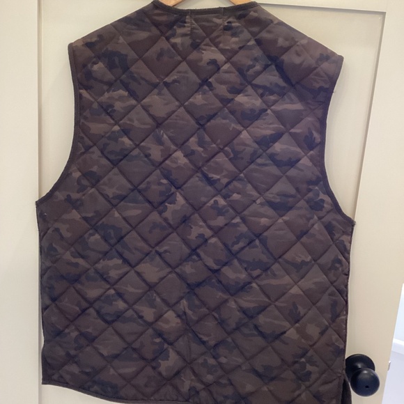 Field and Stream Mens Large Brown Camo Quilted reversible zipper vest. Outdoors - Picture 2 of 12